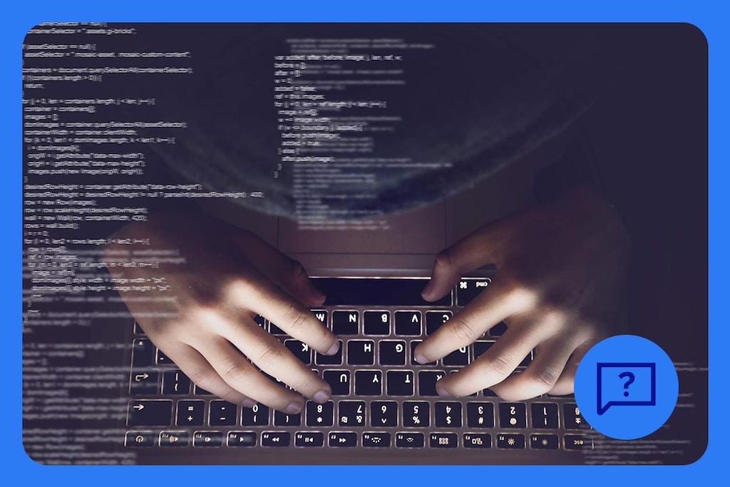 Hände tippen auf einer beleuchteten Laptop‑Tastatur, umgeben von eingeblendeten Codezeilen – Symbol für digitale Innovation und Entwicklung einer ChatGPT‑App.